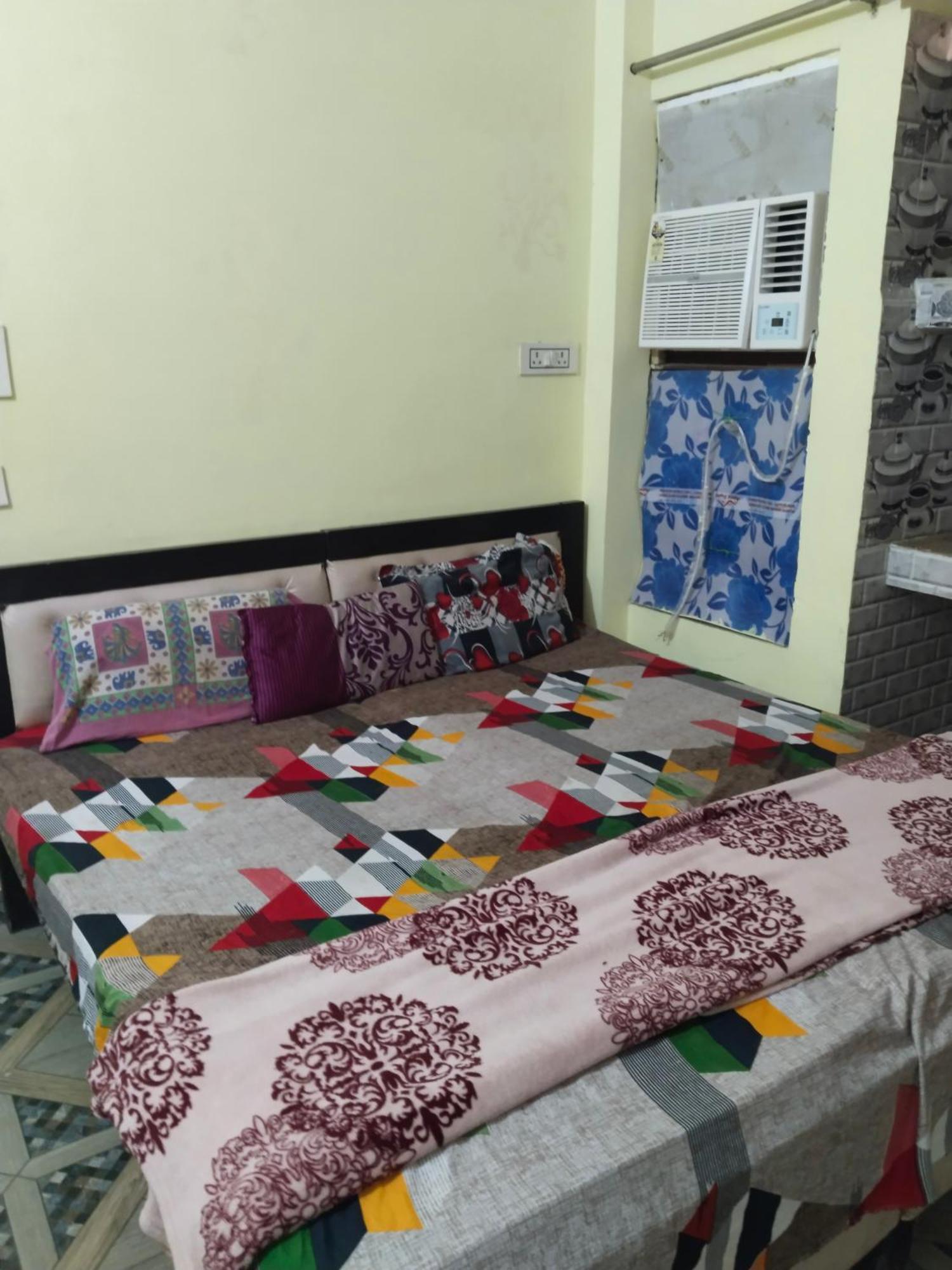 Balaji Homestay Mathura In Vrindavan Exterior foto