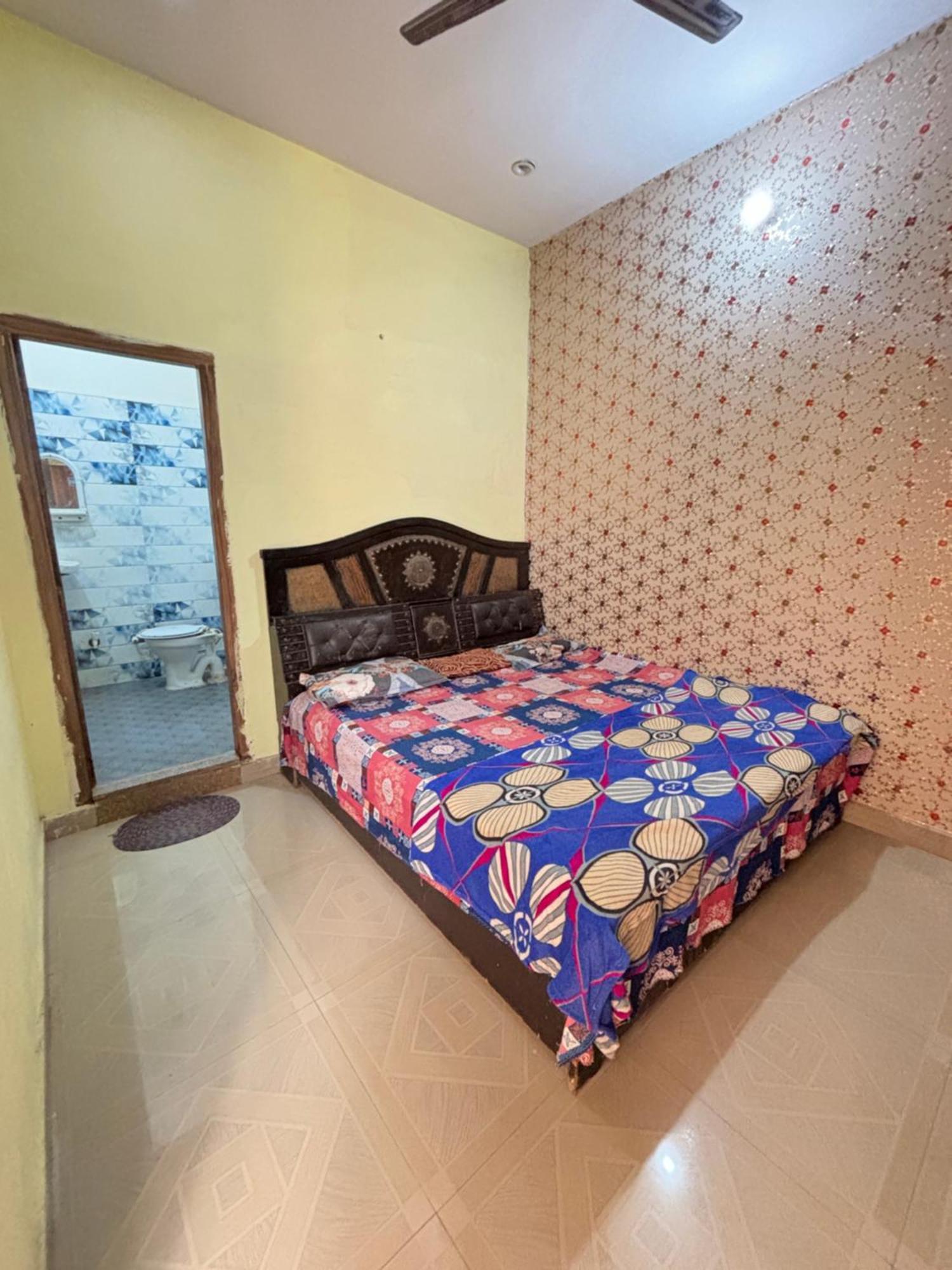 Balaji Homestay Mathura In Vrindavan Exterior foto