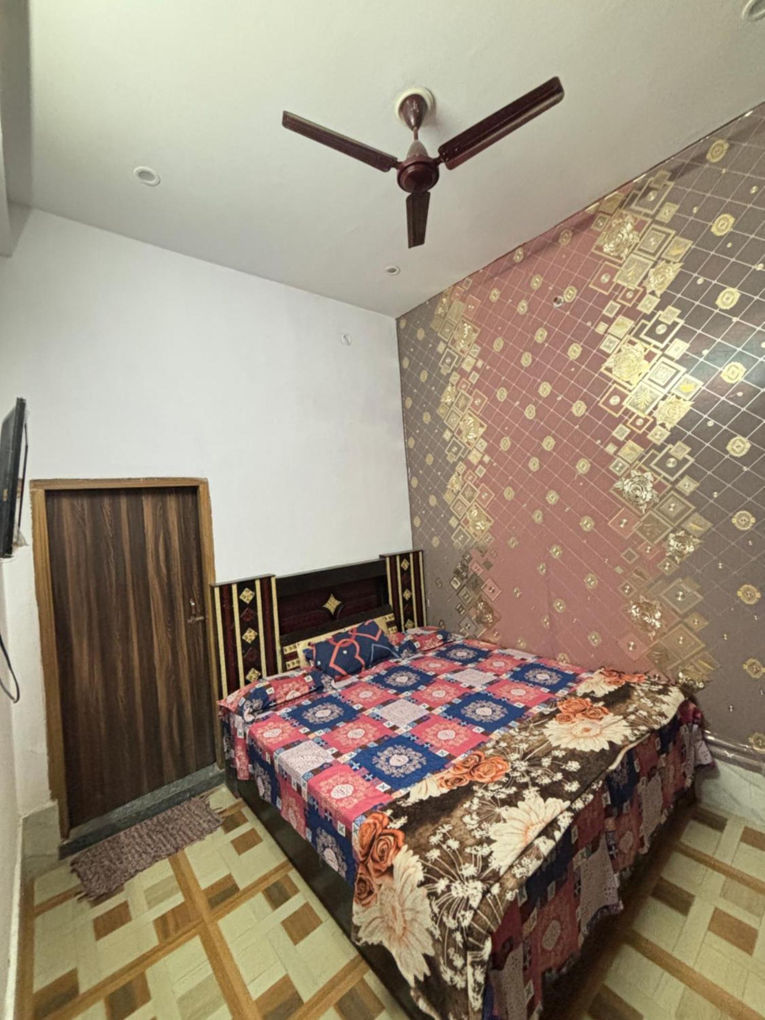 Balaji Homestay Mathura In Vrindavan Exterior foto